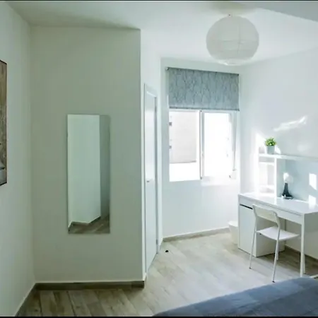Apartment Moderno En El Centro De Alicante